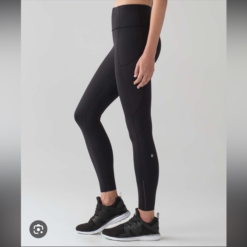 Lululemon Fast and Free Crop Tight - Picture 4 of 8